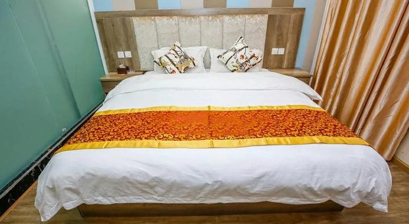 Yuhang Business Hotel