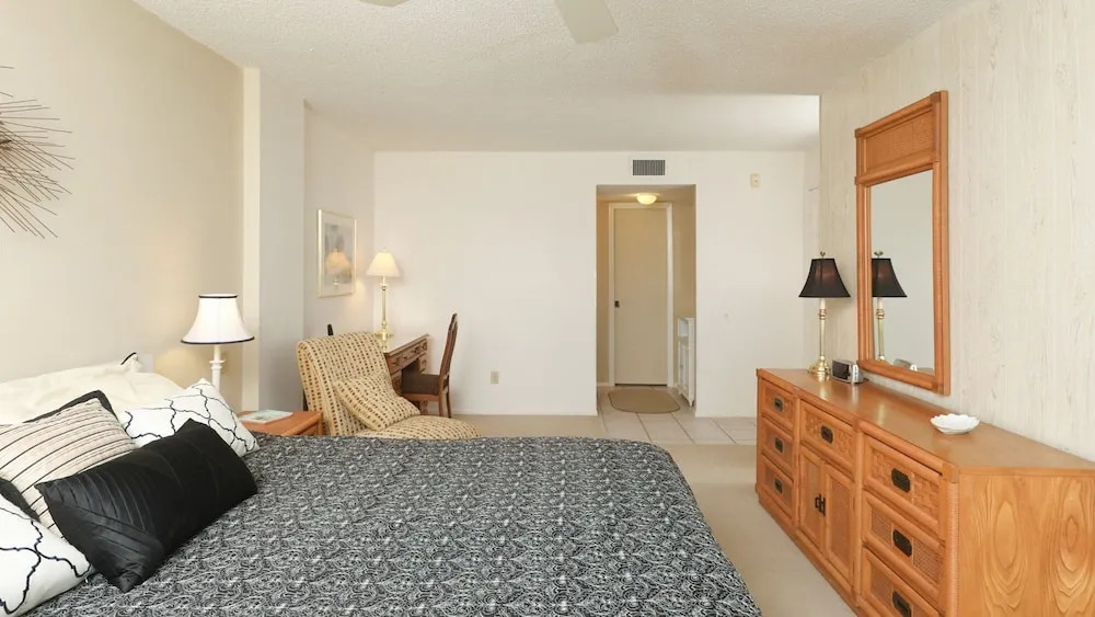 Anchorage Resort 9th Floor 2 Bedroom Condo With Balcony Gulf Views Poolbeach 0895