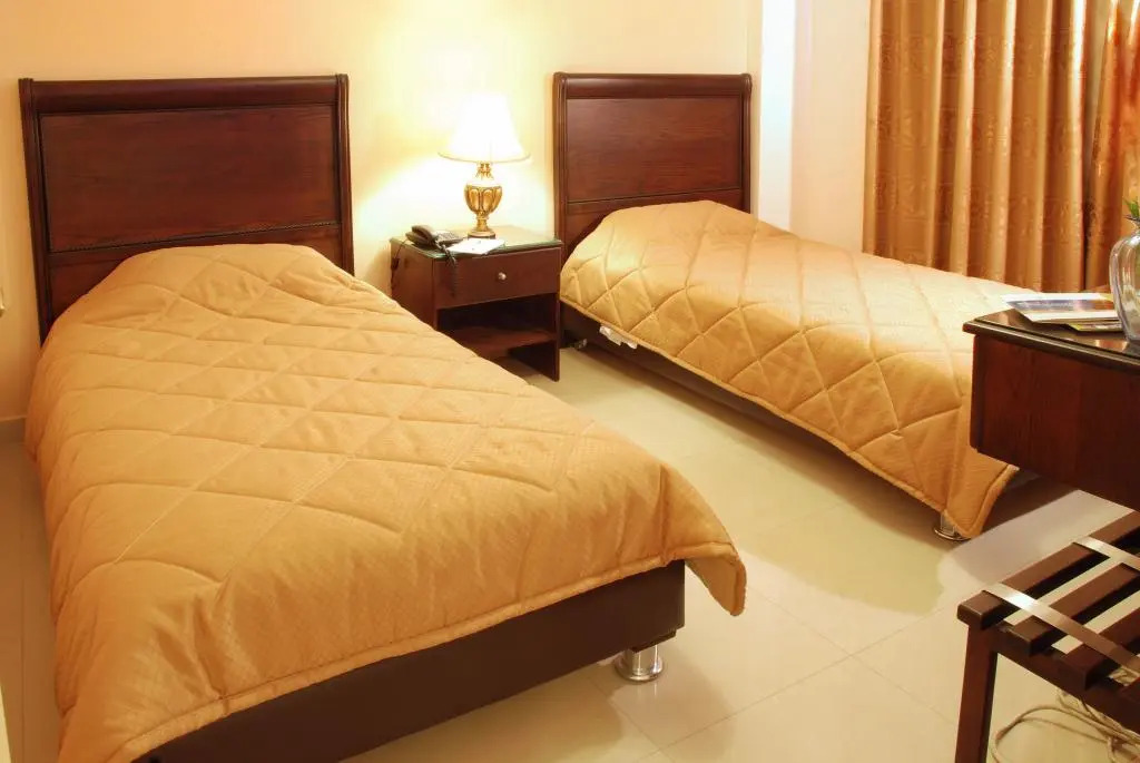 Jardaneh Hotel