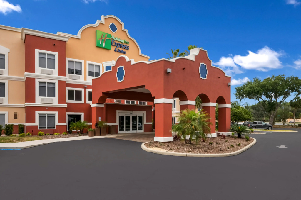 Holiday Inn Express Hotel & Suites - The Villages by IHG