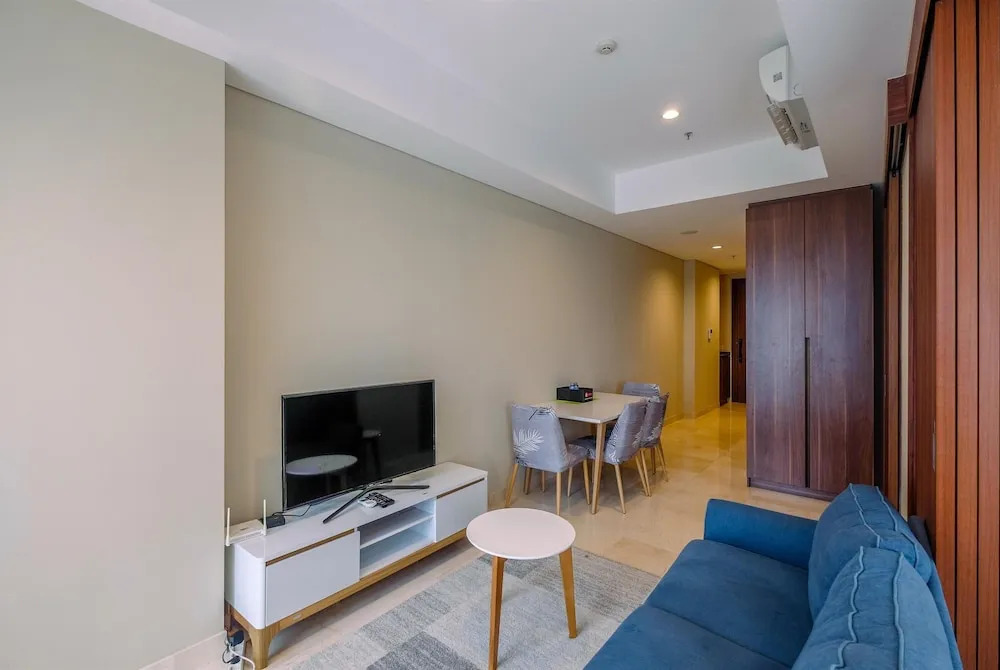 Comfy and Cozy Stay 1BR at Branz Simatupang Apartment