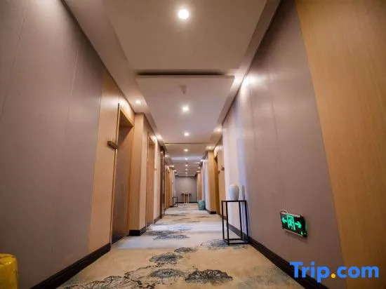 Yue Hai Jing Cheng Bo Yue Hotel