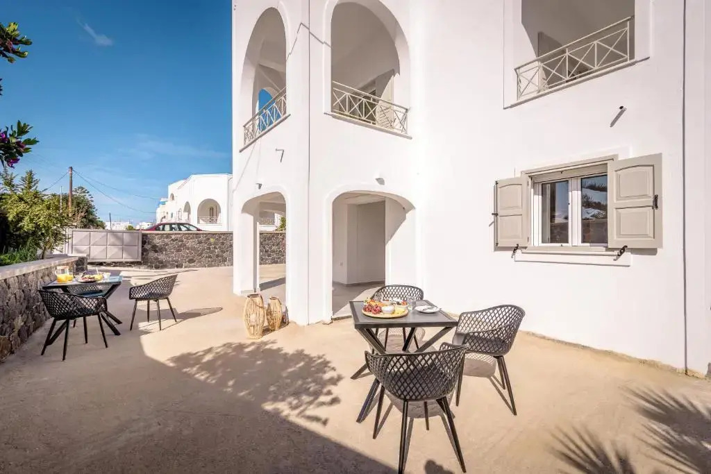 Thealos Santorini
