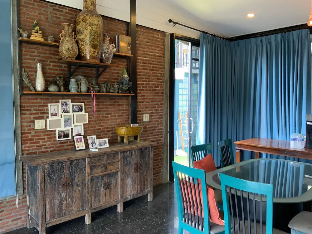 Morocco Blue cafe by Chilong River Farm Resort
