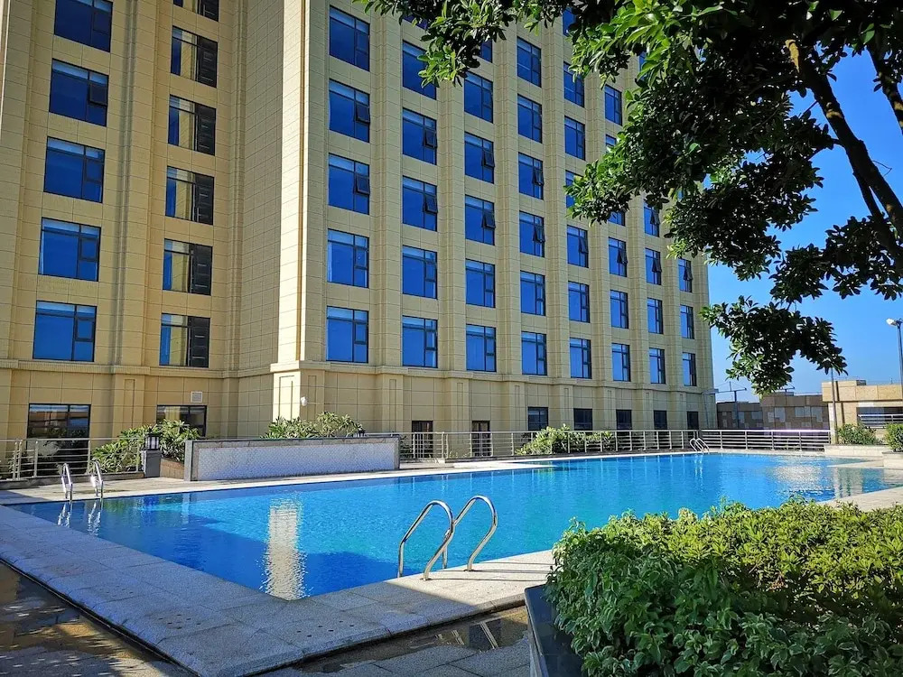 Ramada Plaza Dongxing City Center