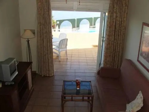 La Muralla Apartamentos