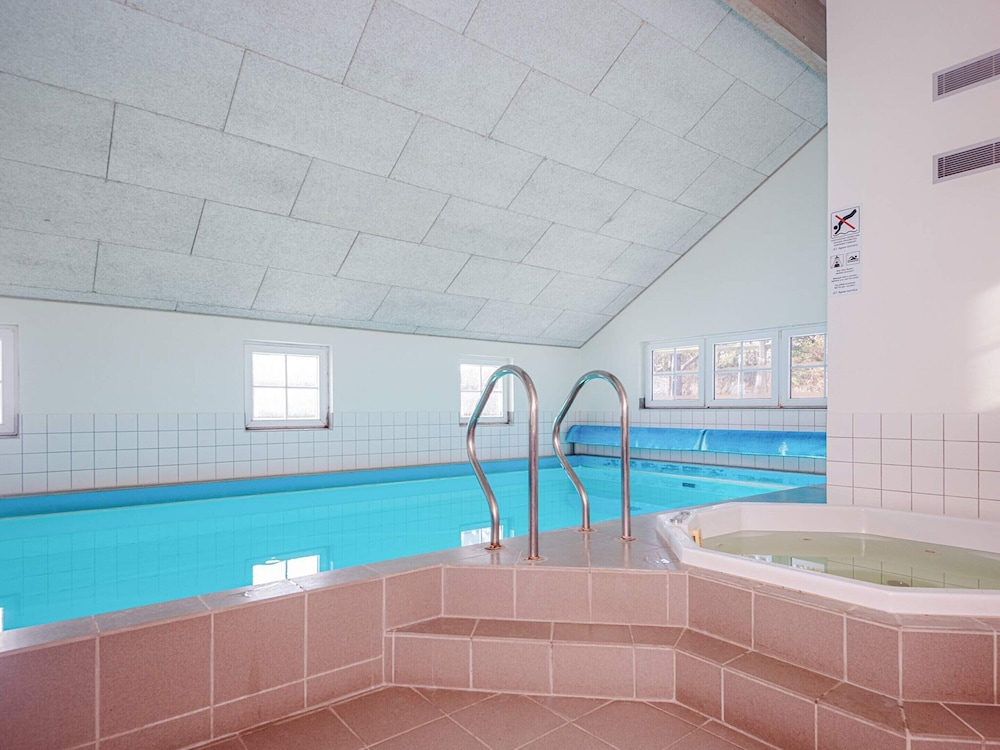 14 person holiday home in Blåvand