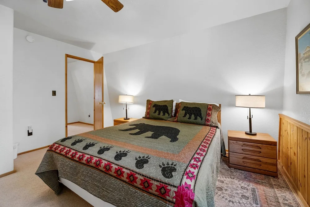 Little Bear Lodge