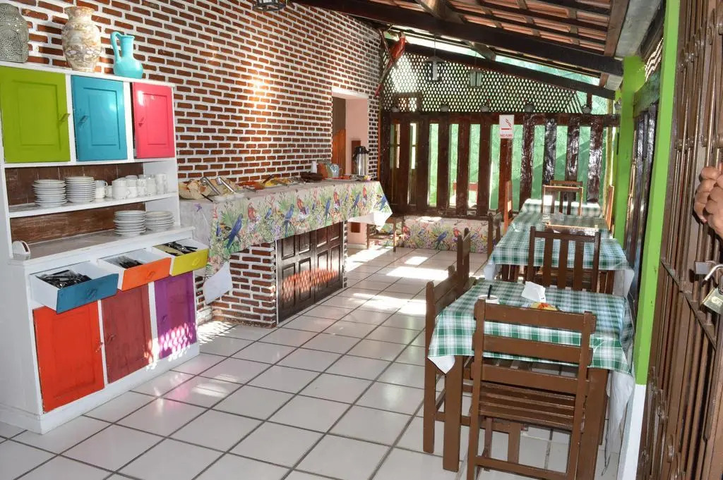 Pousada Vila Do Porto Ar Condicionado e Cafe Da Manha