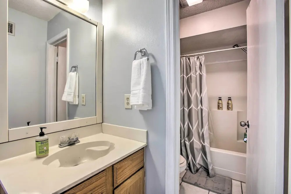 Baton Rouge Condo < 3 Mi to Tiger Stadium!