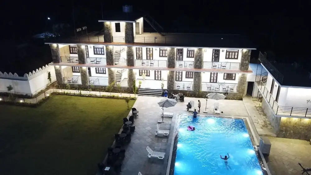 Keshav Resort