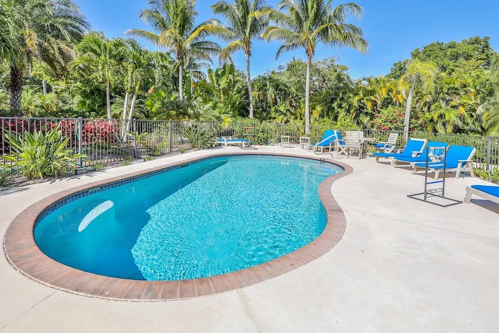 Orange Bayside House - Fisherman's Paradise On Captiva! 3 Bedroom Home