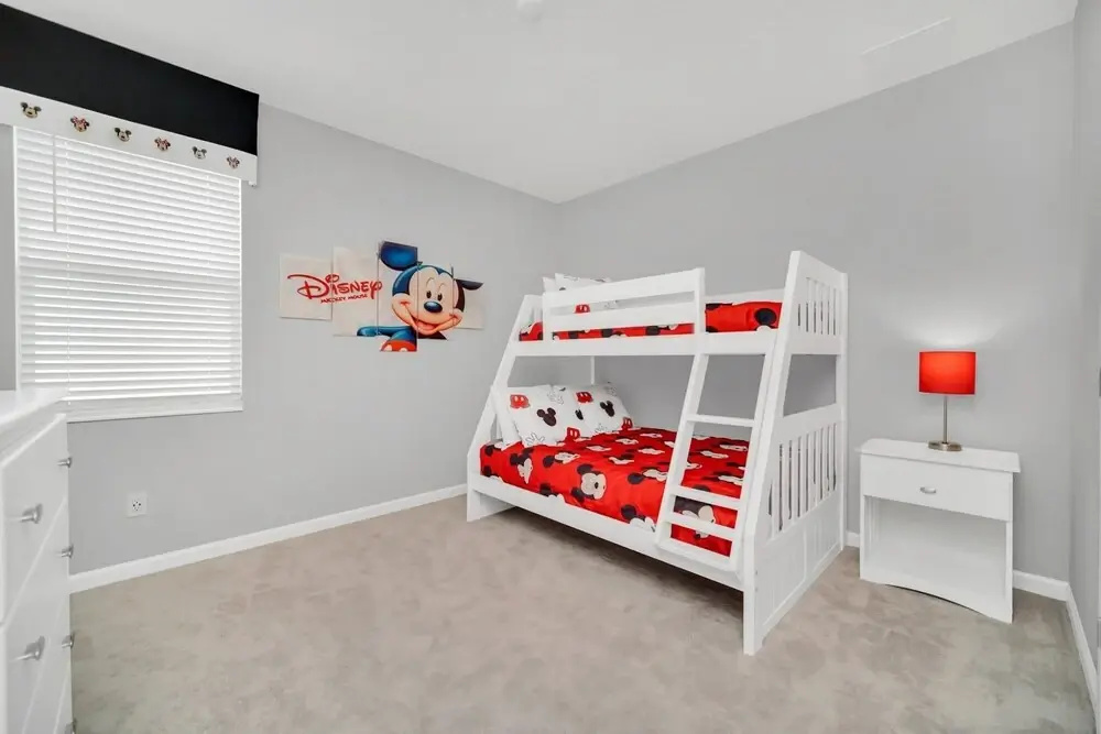 12br Mansion - Sleeps 26 - Family Resort w Private Pool Hot Tub and Games