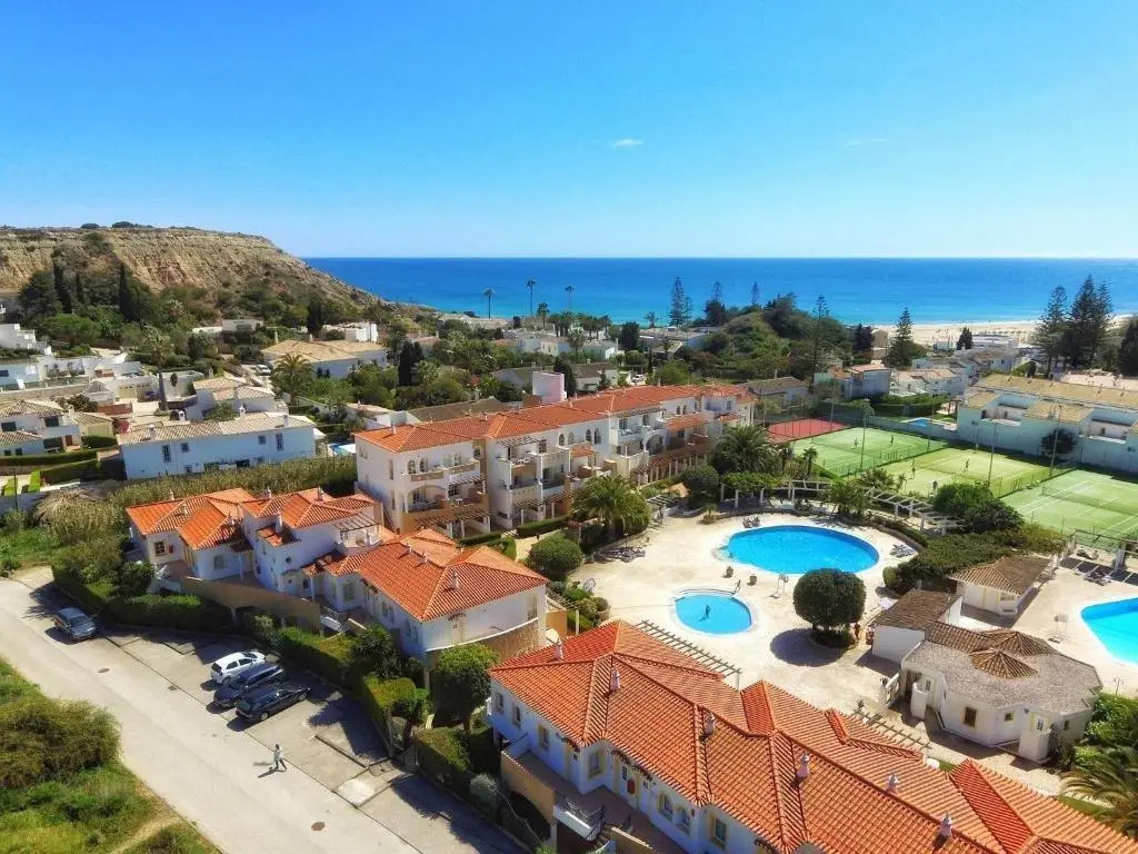 Luz Bay Hotel