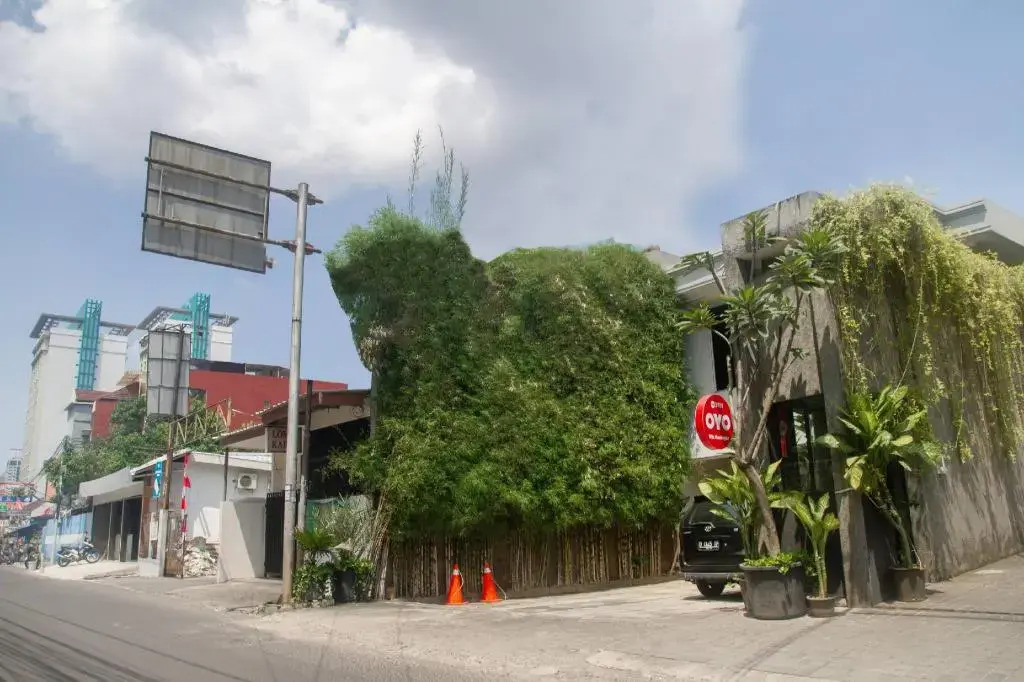 OYO 3931 Wtc Kuningan