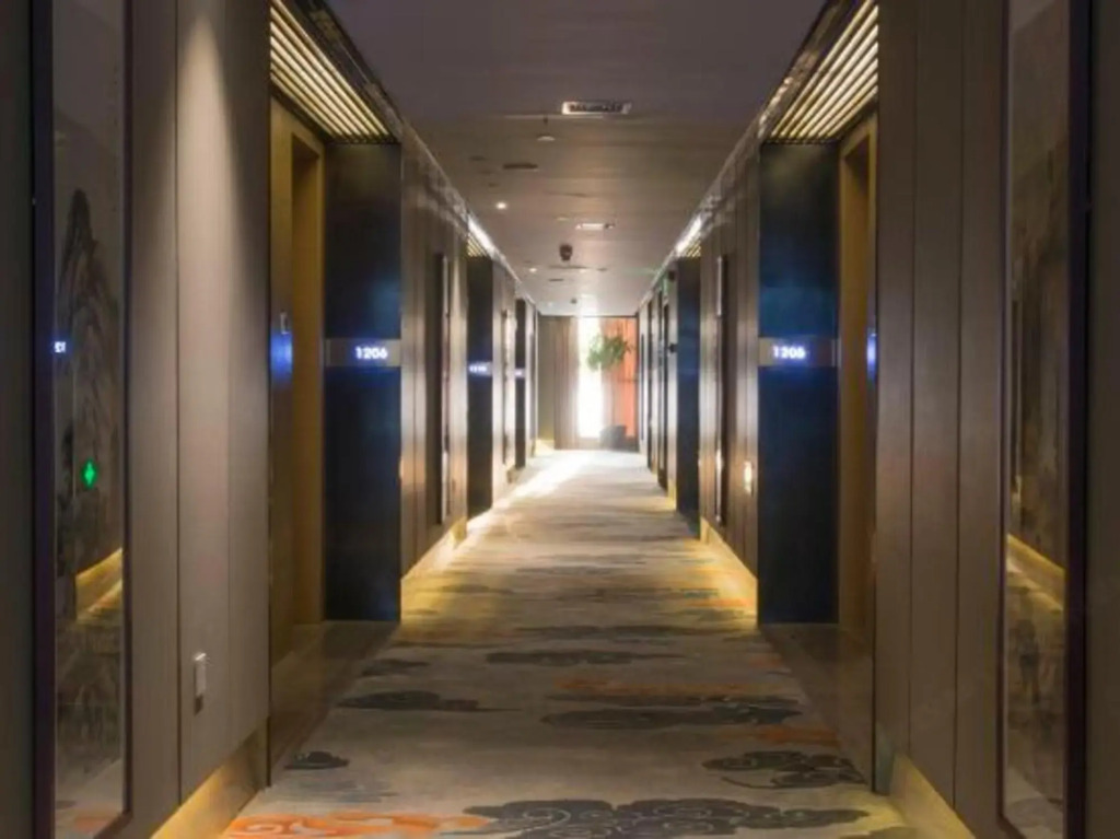 Ganlinhui Malson New Century Hotel