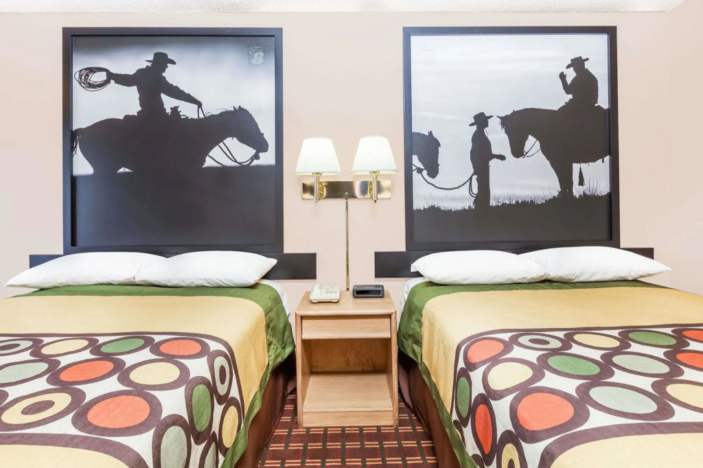 Arya Inn & Extended Stay
