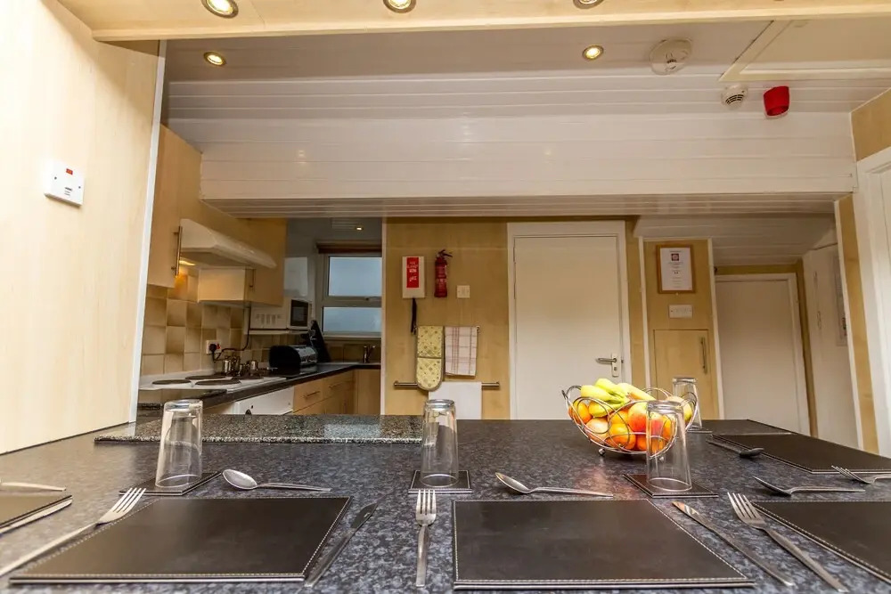 Lynton Apartments