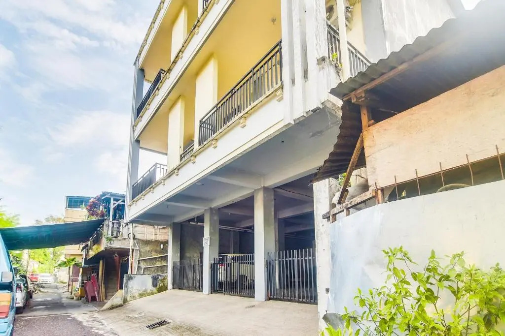 Hotel O Priska Kost Dan Homestay
