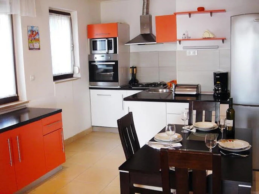 Spacious Apartment in Selce With Sea View