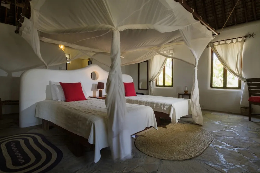 The Tides Lodge