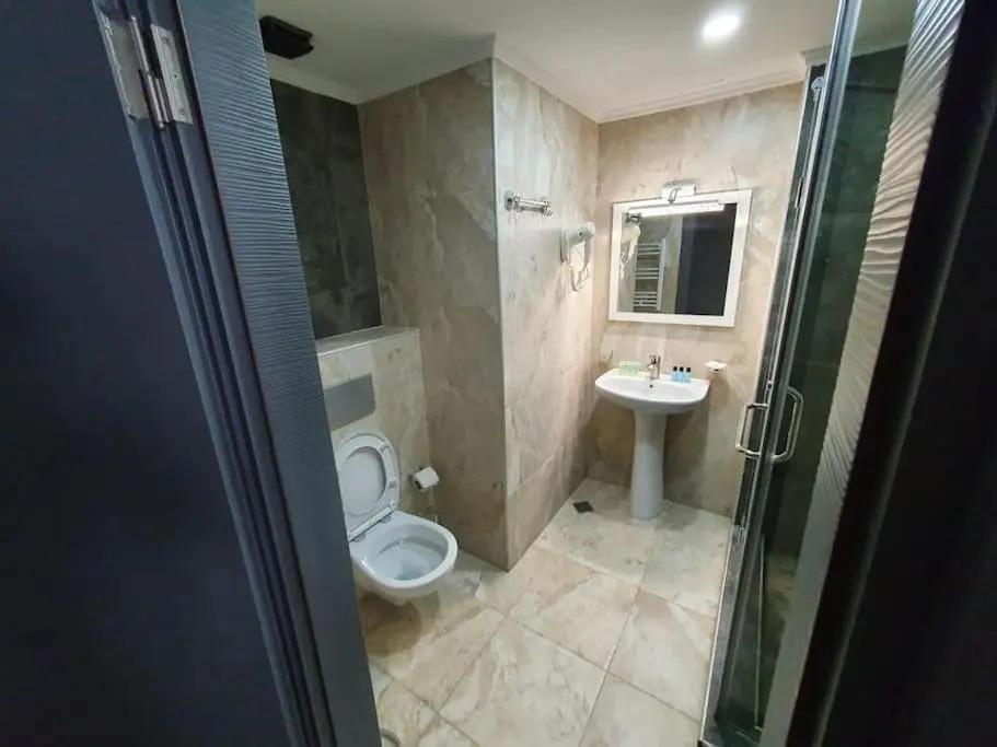 Leo Group Luxury Studio 1829 Alliance Palace