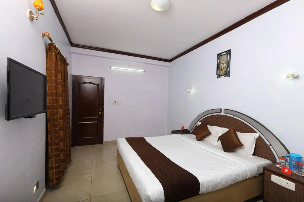 Hotel Orchid Inn
