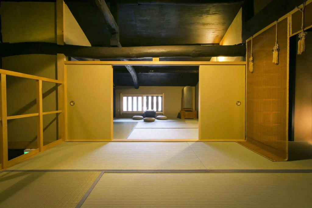 Yamanaka Aburaten Machiya Guesthouse