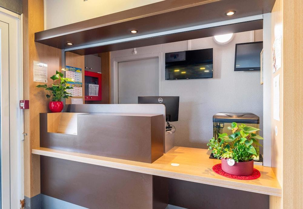 B&B HOTEL Lyon Saint-Bonnet Mi-Plaine