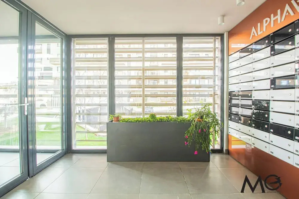MoHost Properties