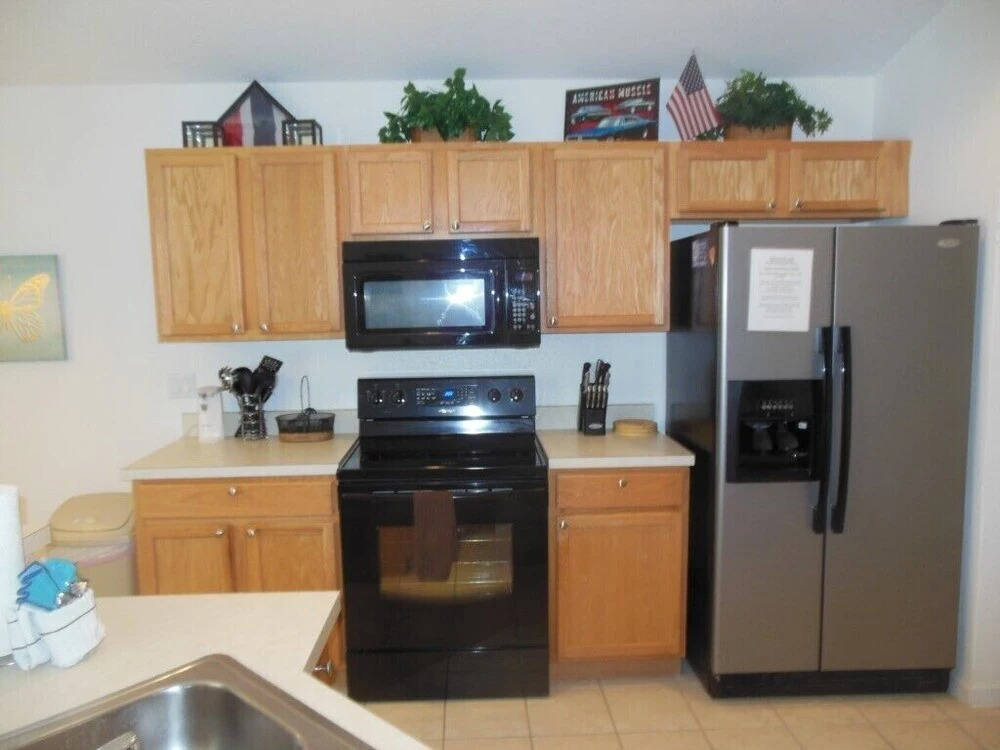 3 Bedroom, 2 Bath Disney Pool Home!