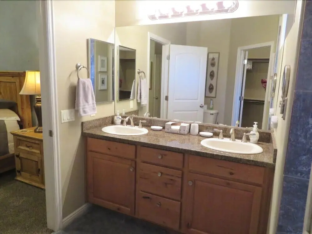Dennis And Tammy Beams 3 Bedroom Home