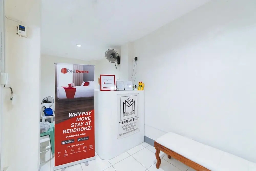 RedDoorz @ Plaza Jaro Iloilo