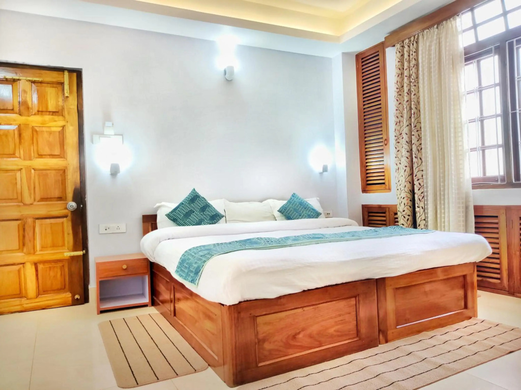 Capital O 2402 Hotel HighWinds