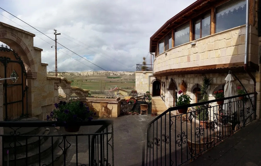 Pandora Cave Hotel