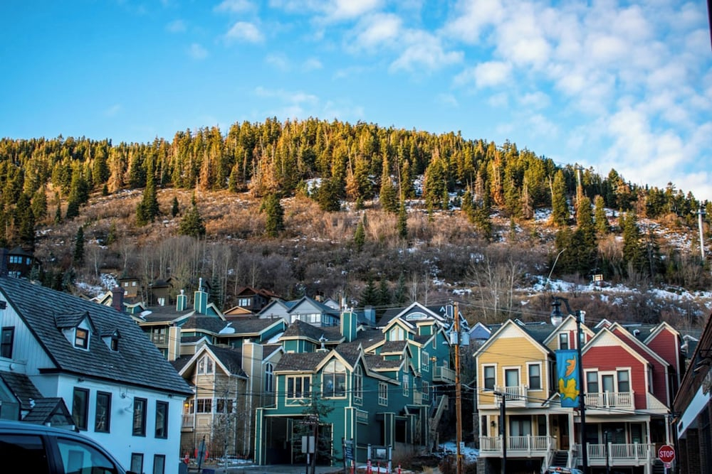 Resort Plaza #5012 by Avantstay Located in Park City Mountain Resort w/ Mountain Views