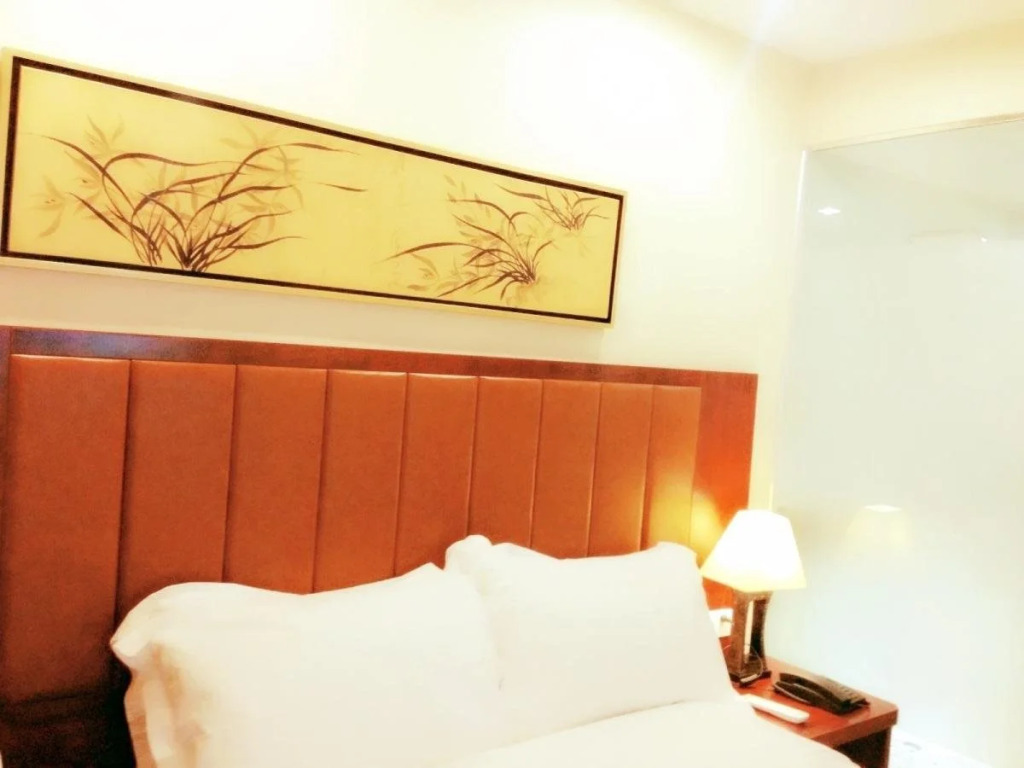 Royal Court Hotel