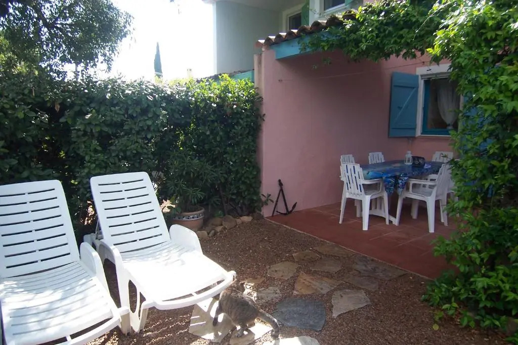 St Cyprien D25