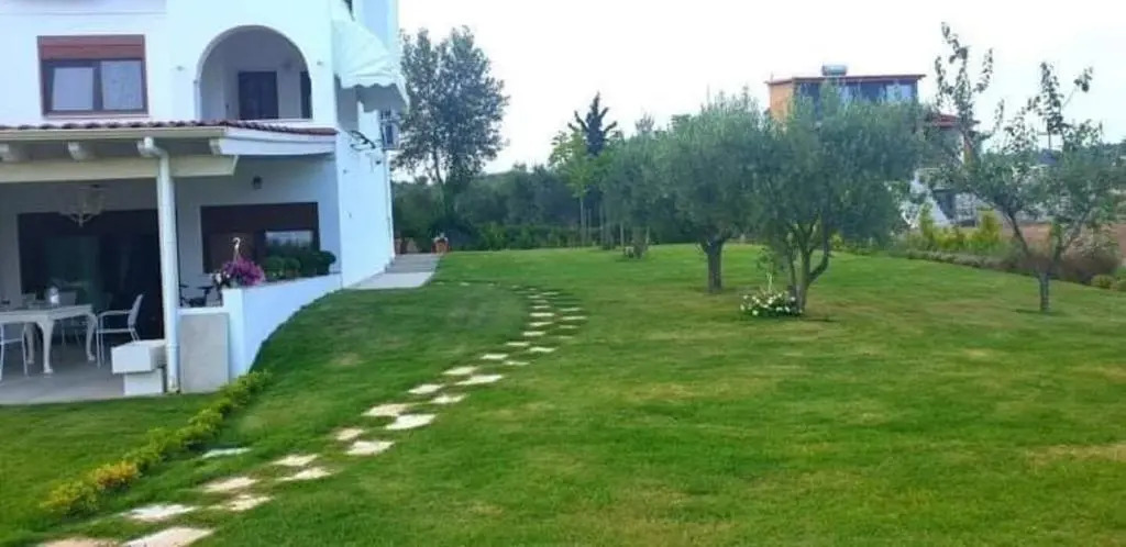 Boutique Studio in Nikiti