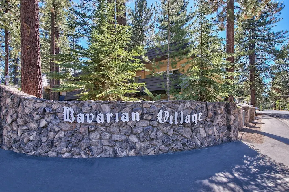 Altomare's Bavarian Ge  1148ha 3 Bedroom Condo