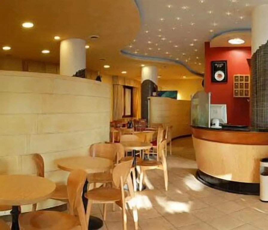 Hotel Renata