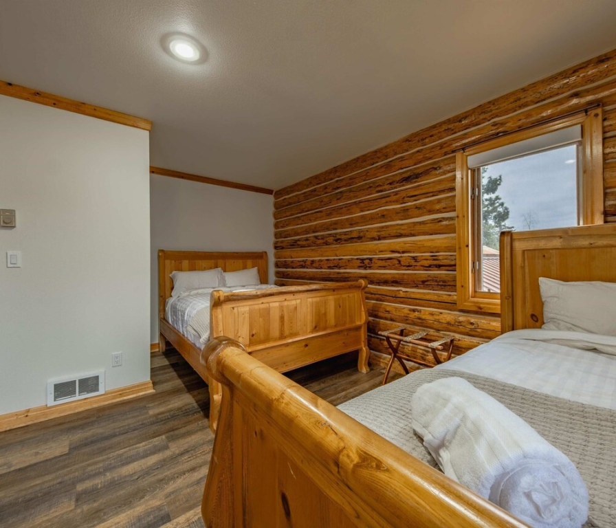 Wilderness Club Lodge For 25
