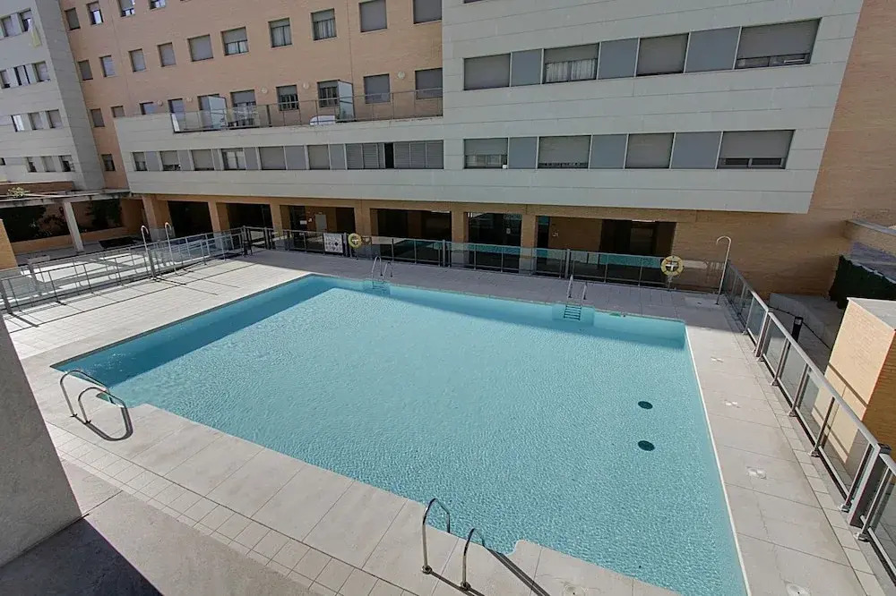 Apartamento Top Malaga Calle Pacifico con piscina y parking