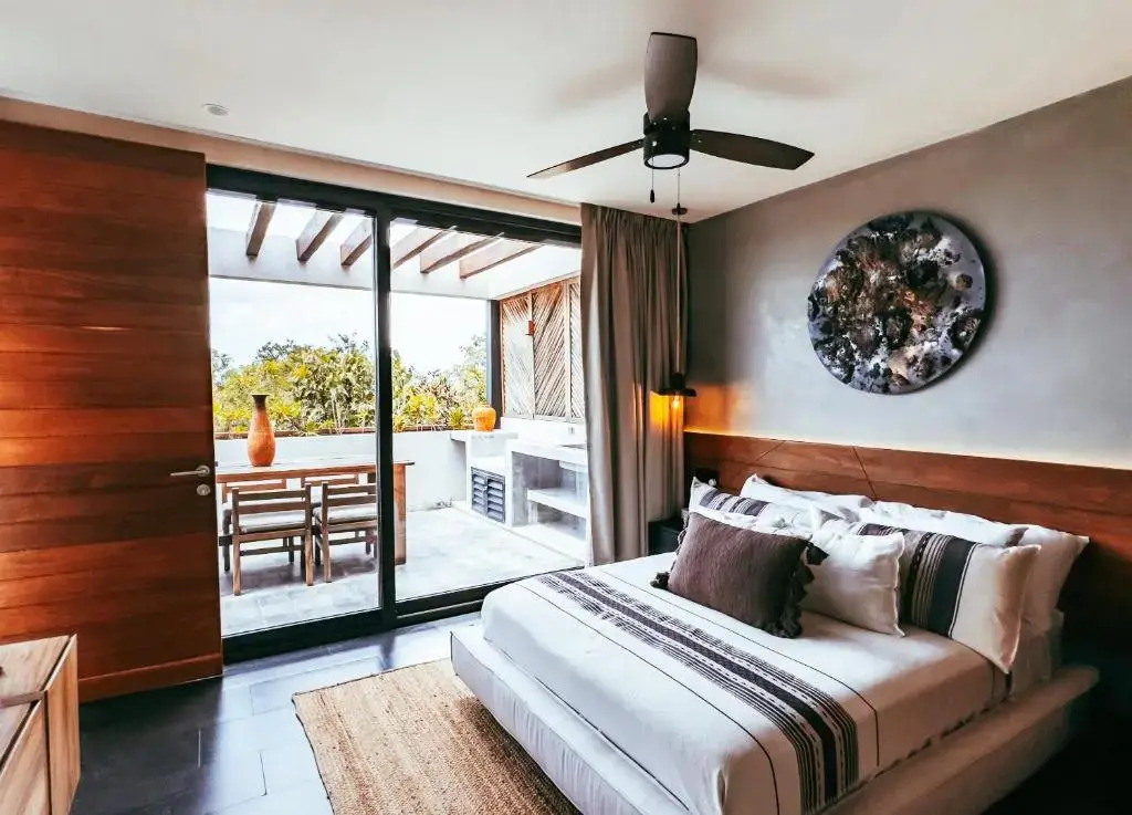 Exclusive Penthouse l Private roof top with pool