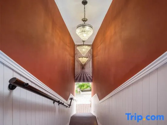 There are three Moroccan Boutique Holiday Homestays in Beicheng