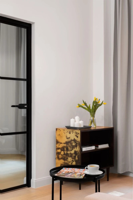 oompH Warsaw Central 2 Bedroom Apartment