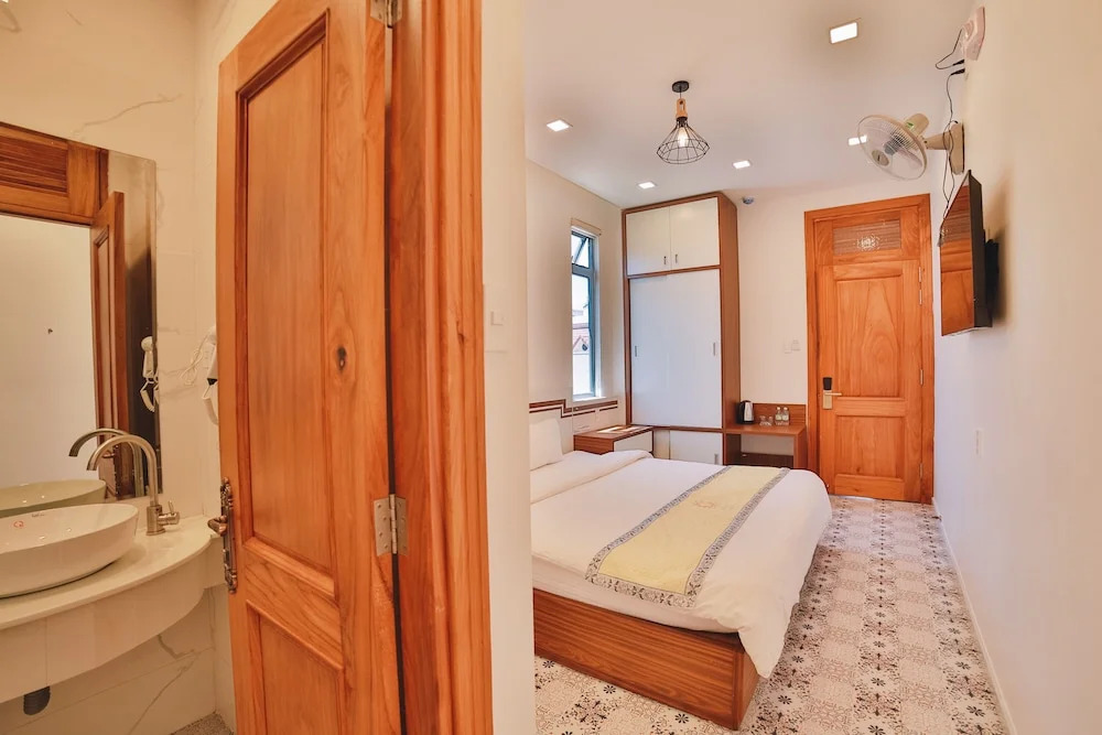 Hạ Na Hotel Đà Lạt