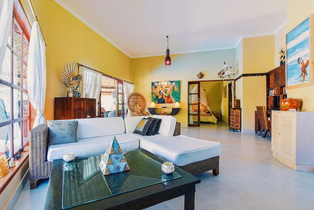Villa Pelabuhan