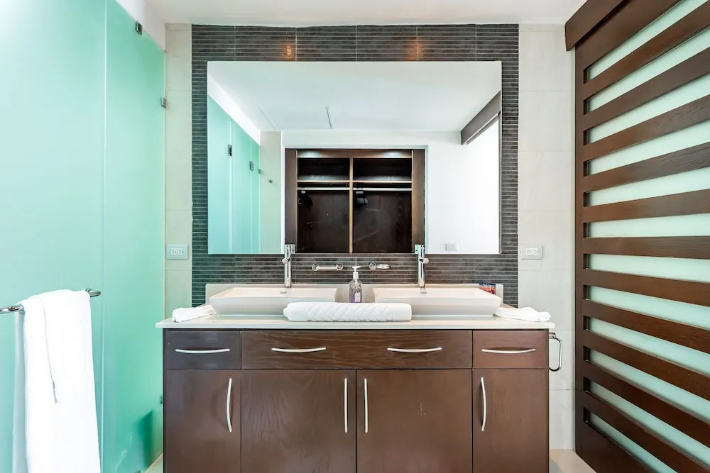 Z Casa Gardenia 2 Bedroom Condo by Redawning