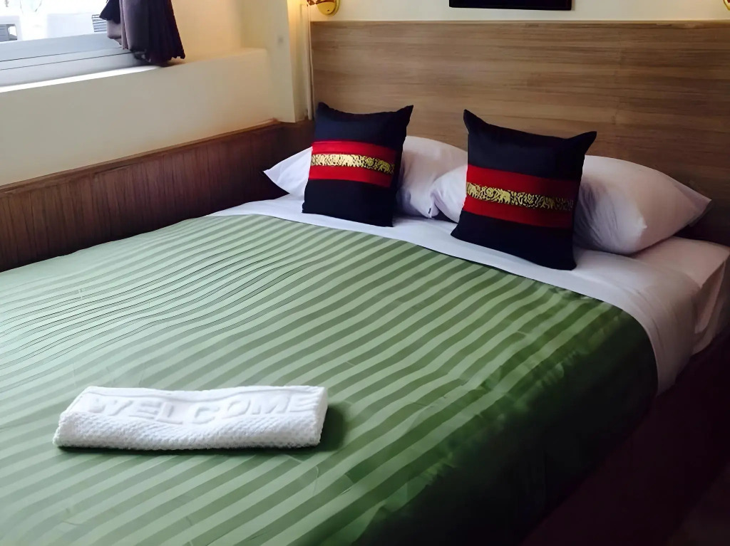 Sukhumvit 20 Guest House